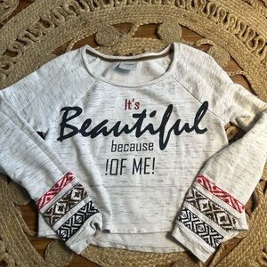 Vero Moda Gray Graphic Sweatshirt with Red Accents